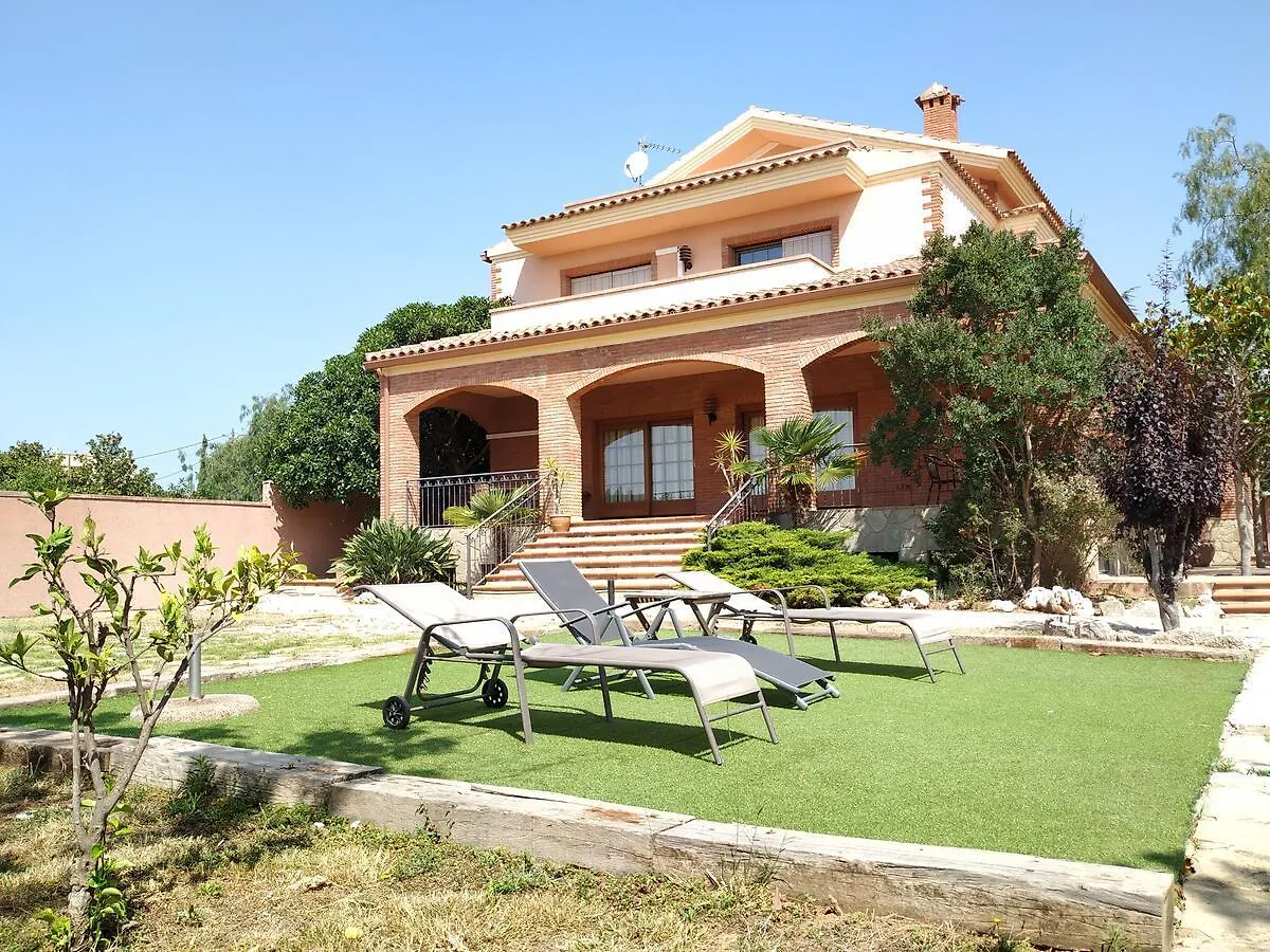 Villa Merce Botarell 0*,
